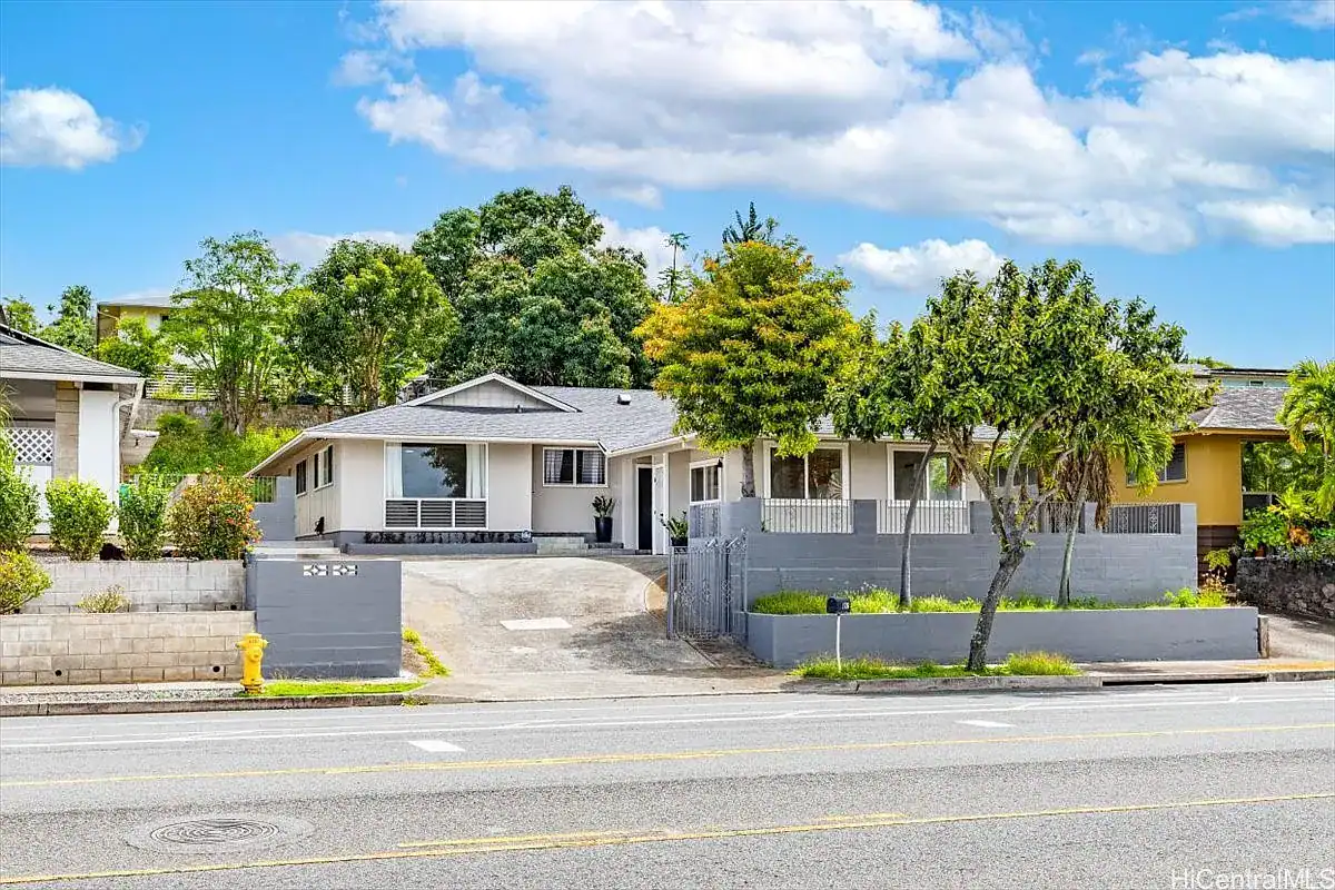 Bridge Loan for Dual Duplexes Purchase in Honolulu, Hawaii